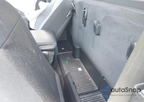 2021 Ram 1500 Classic Tradesman 4X2 8' Box из США, поврежденный, VIN 3C6JR6DG1MG504134